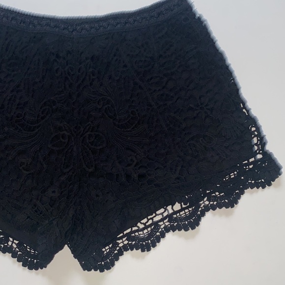 Mossimo Black Lined Soft Lace Shorts Stretchy Sz XS - Picture 4 of 5